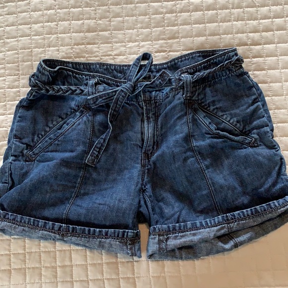 Banana Republic Shorts bundle size 2/4 - Picture 2 of 8